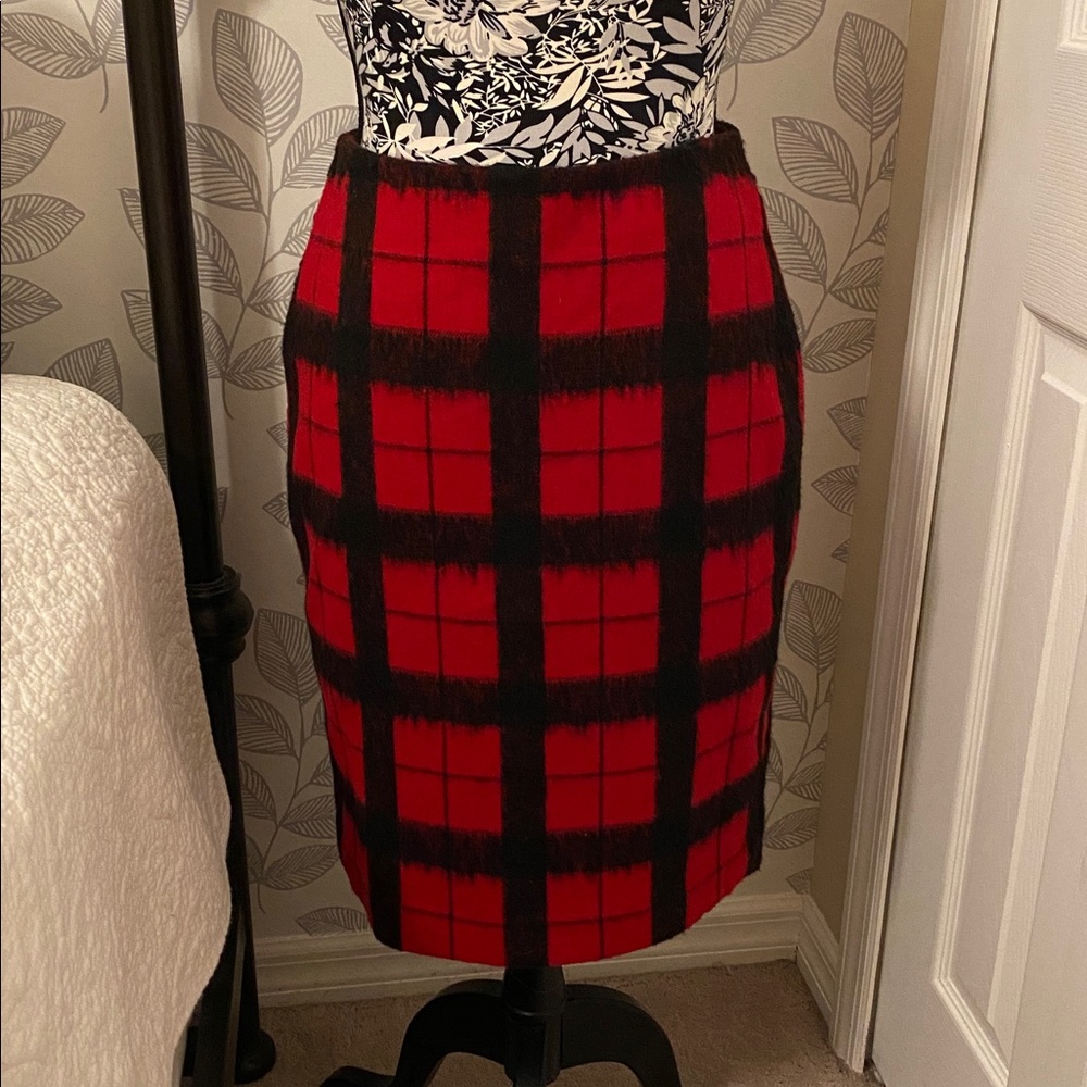 Talbots classic plaid wool blend fully lined midi pencil skirt